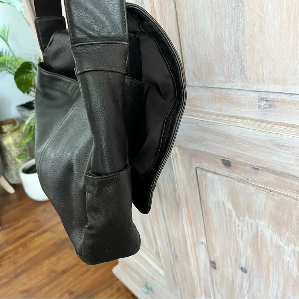 Tumi Leather Laptop Crossbody Handbag Purse Bag